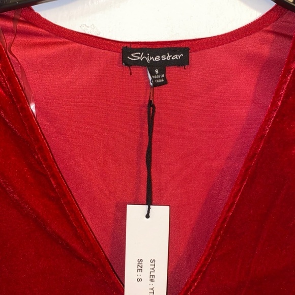 Shinestar size small ladies red velvet bodysuit - Picture 3 of 3